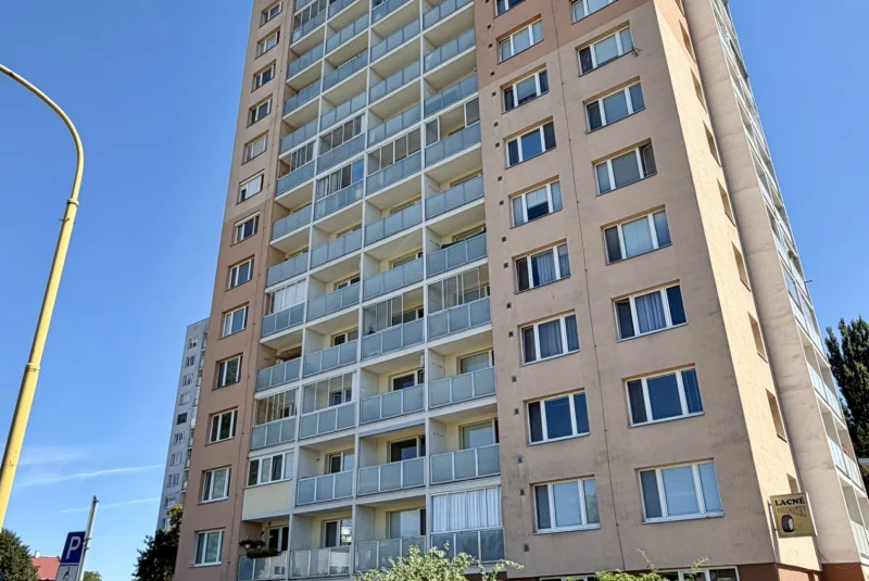 Tyršovo nábrežie 10