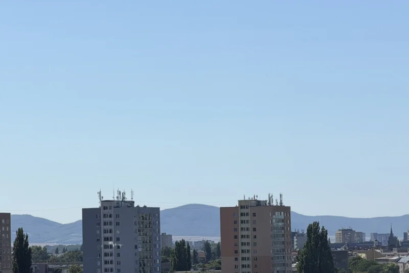 Tyršovo nábrežie 10