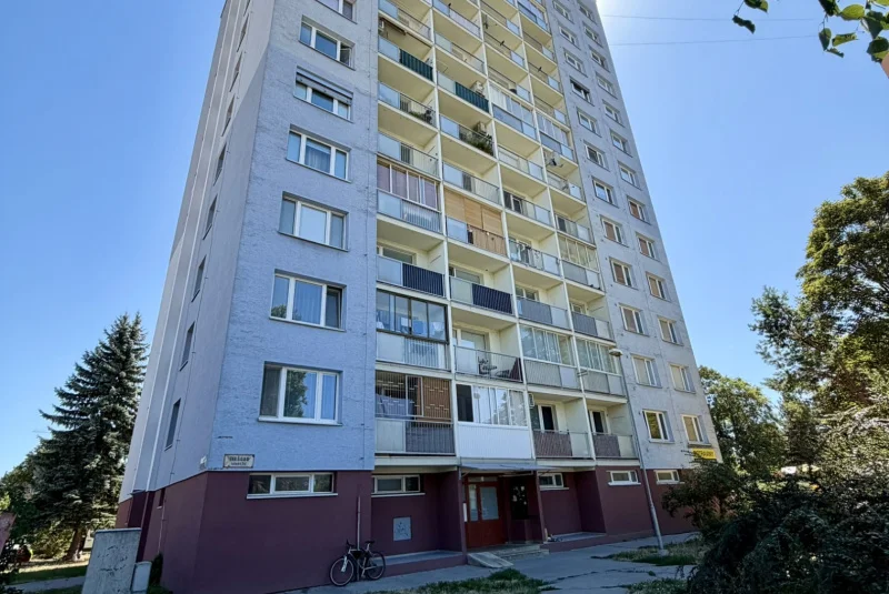 Tyršovo nábrežie 11