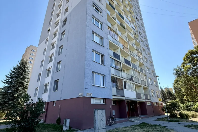 Tyršovo nábrežie 11