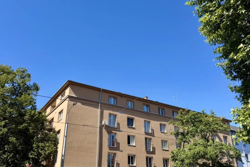Komenského 46/48