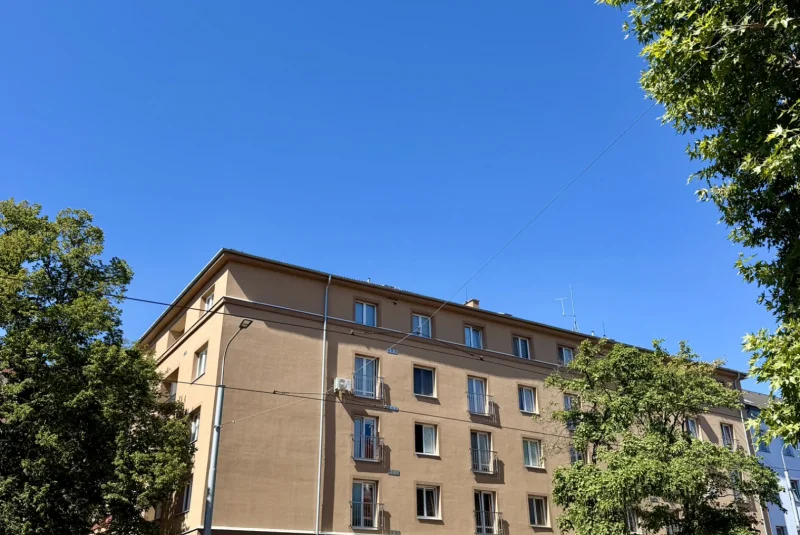 Komenského 46/48
